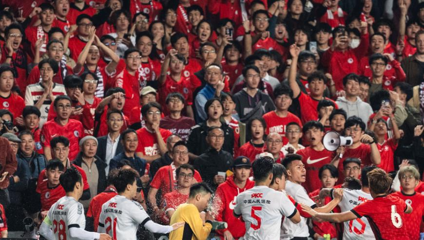 泰缅边境断电居民抢购燃油,香港6合开奖结果+开奖结果香港,公开决策资料解释落实_社交版V11.19