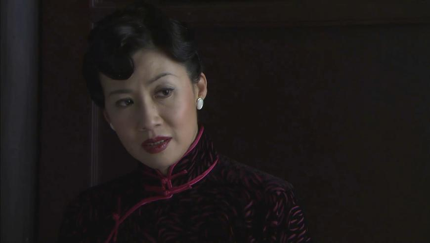 好利来通报表扬员工连续工作29小时,2025正版新澳门挂牌管家婆,精准解释落实的人生哲理_网红版V12.68
